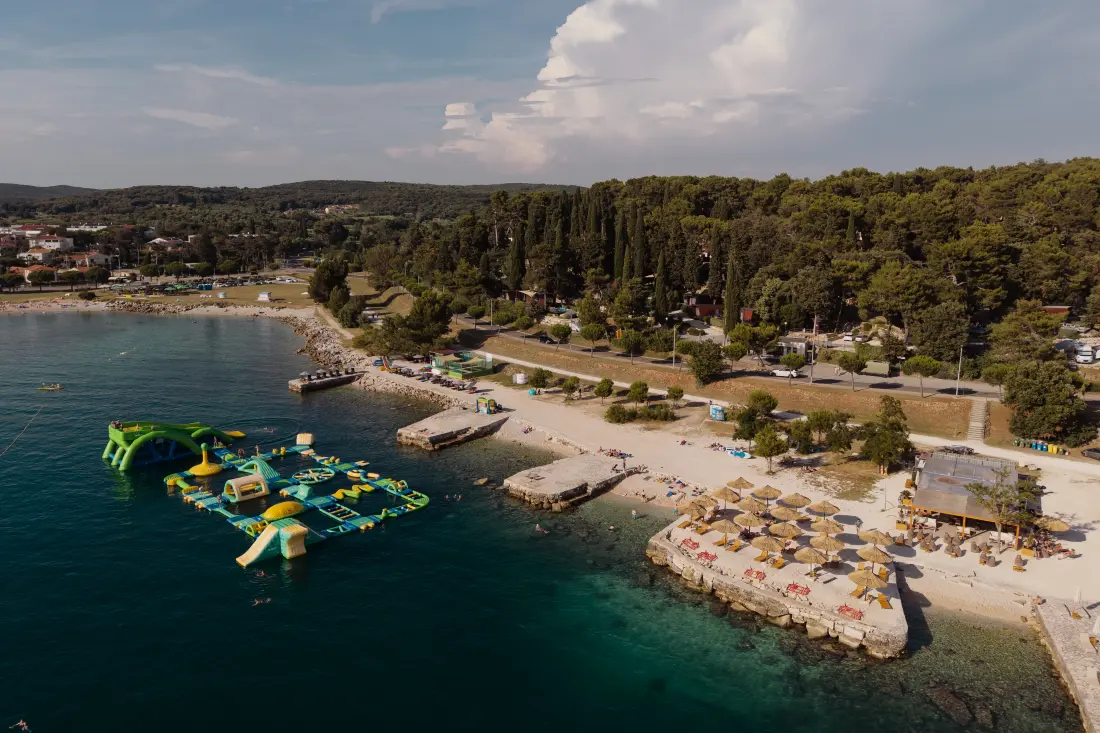 Camping Porton Nature Hideouts 2 étoiles★★