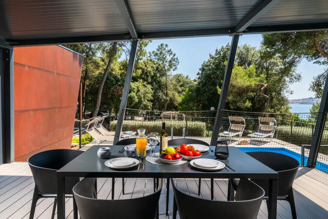 Camping Porton Nature Hideouts 2 étoiles★★