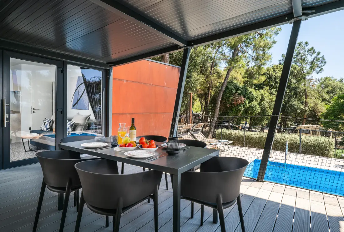 Camping Porton Nature Hideouts 2 étoiles★★