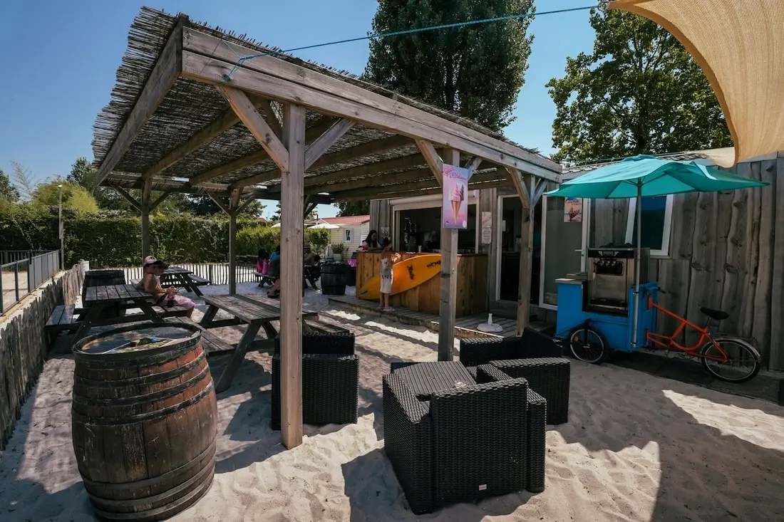 Camping Paradis Les Pins Royan 4 étoiles★★★★