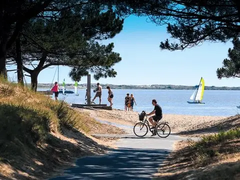 Camping Les Chèvrefeuilles  4 étoiles★★★★
