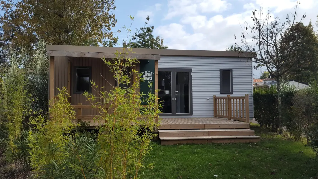 Flower Camping Le Nauzan Plage 4 étoiles★★★★