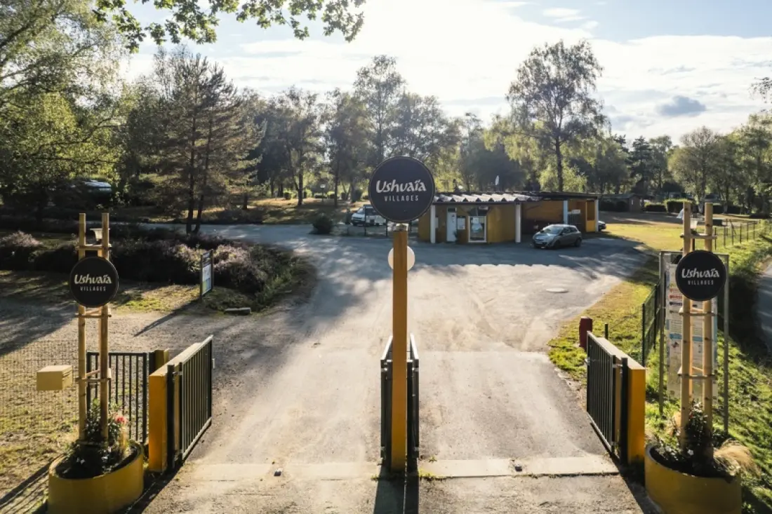 Camping Ushuaïa Villages - La Presqu'Ile 2 étoiles★★