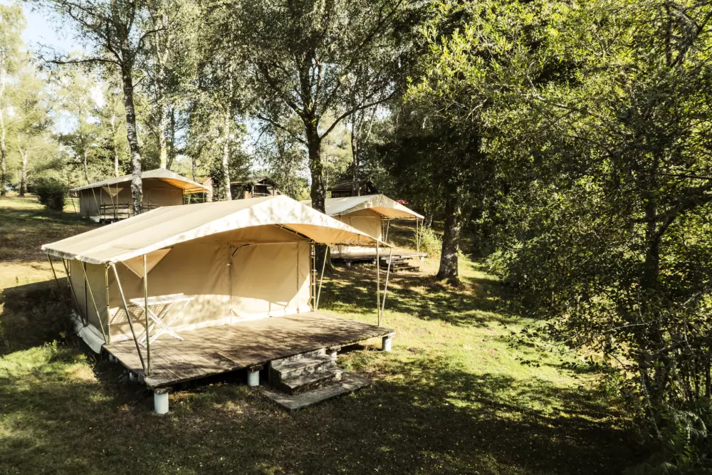 Camping Ushuaïa Villages - La Presqu'Ile 3 étoiles★★★