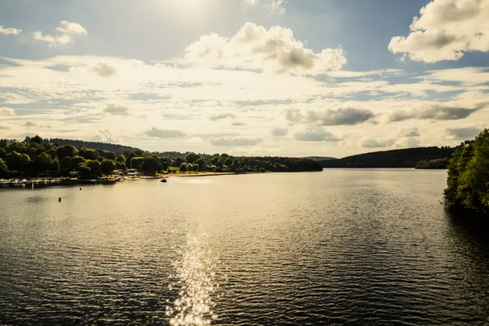 Camping Ushuaïa Villages - La Presqu'Ile 3 étoiles★★★