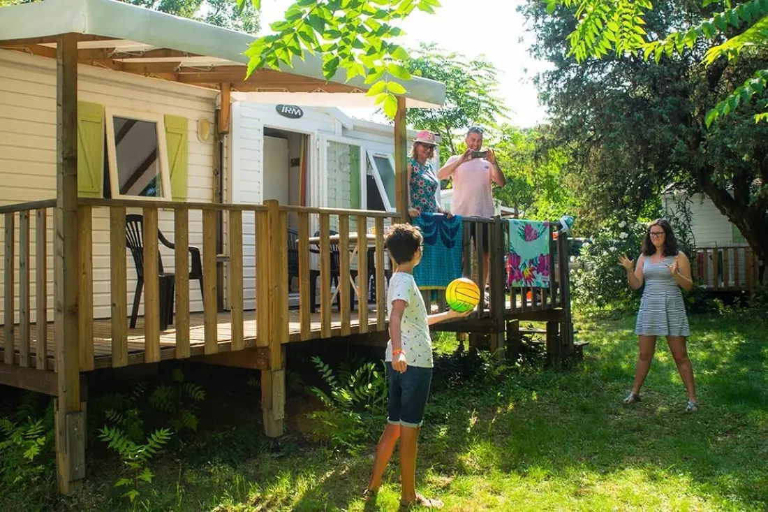 Camping Le Petit Bois