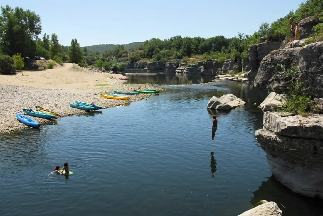Camping Les Paillotes en Ardèche 4 étoiles★★★★