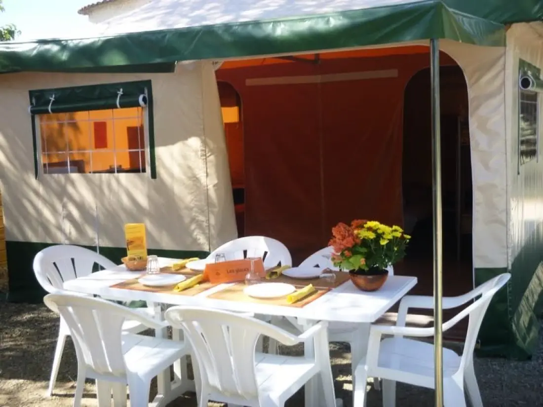 Camping Les Paillotes en Ardèche 4 étoiles★★★★