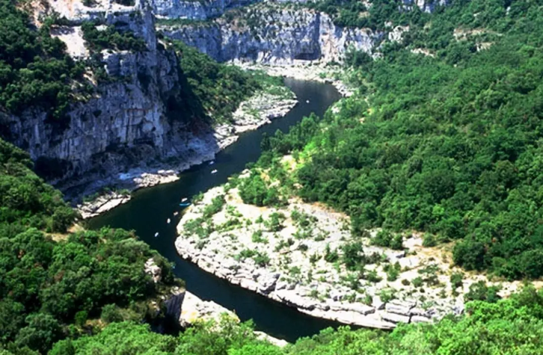 Camping Les Paillotes en Ardèche 4 étoiles★★★★