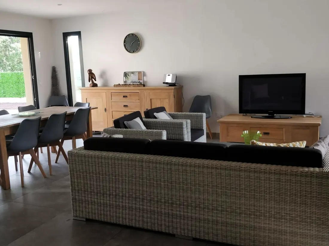 Maison de Vacances RUOMS 5