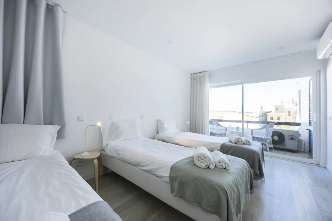 Apartment Júlio Pomar