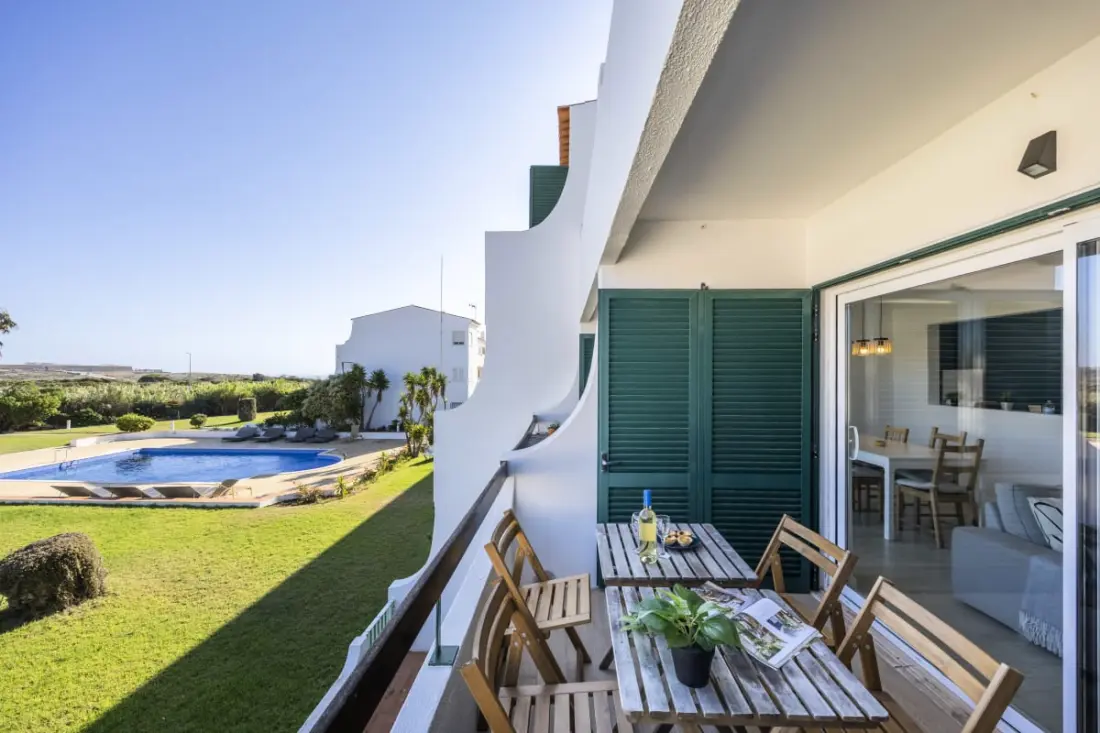 Apartment Júlio Pomar