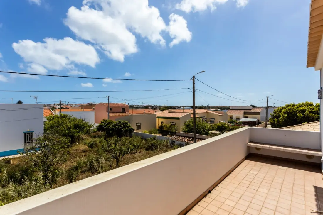 Sagres Chimneys House