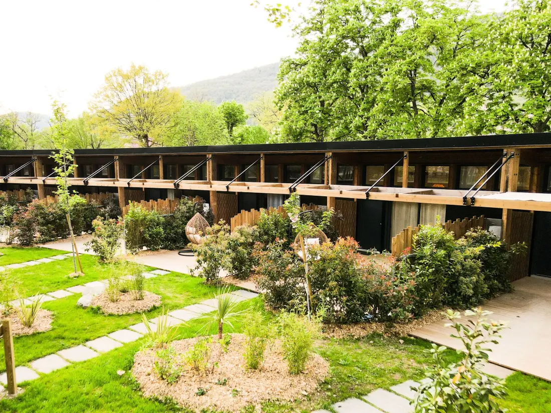 Résidence Ecolodge 4 pers mit Spa