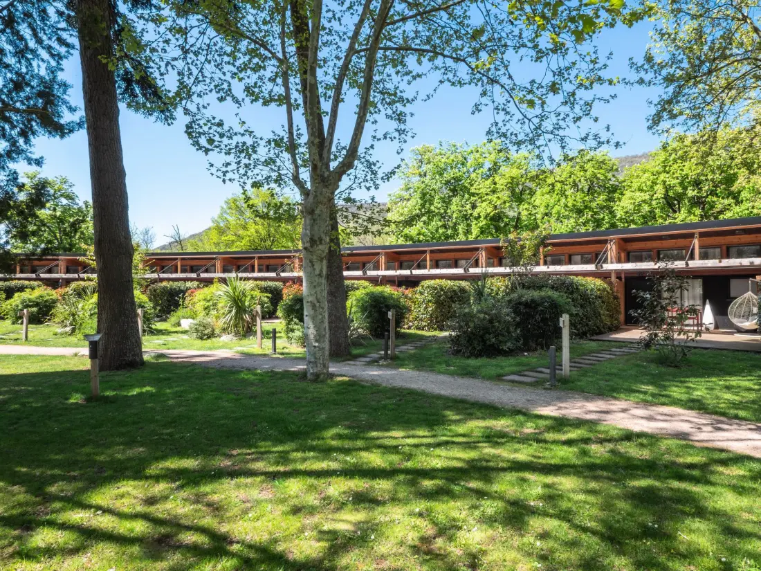 Résidence Ecolodge 4 pers mit Spa