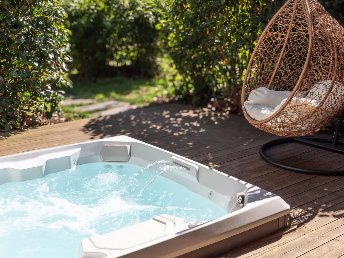 Résidence Ecolodge 4 pers mit Spa