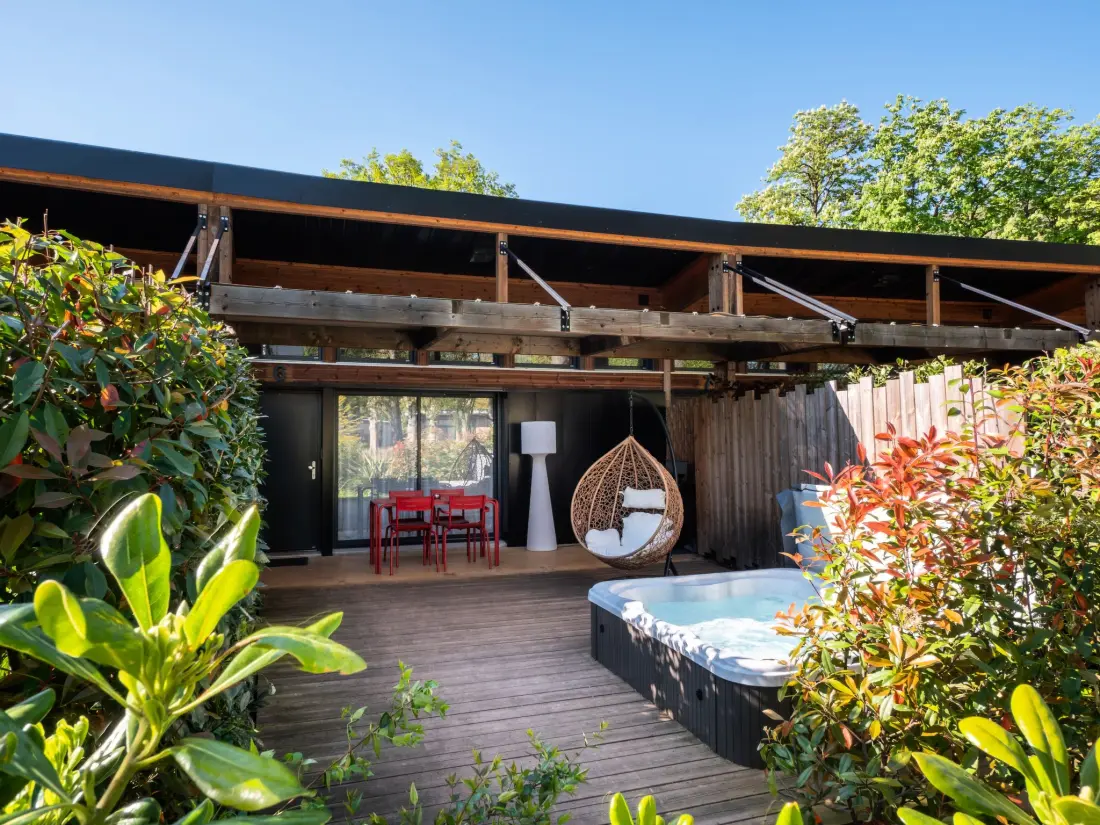 Résidence Ecolodge 4 pers mit Spa