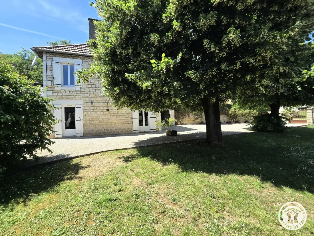 Maison de Vacances Coly-Saint-Amand 2