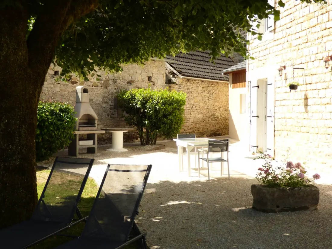 Maison de Vacances Coly-Saint-Amand 2