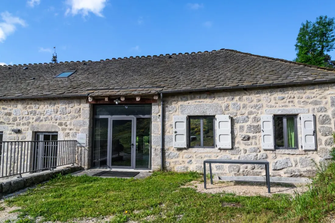 Gîte de France Gîte 24 personnes - domaine de coulagnettes 3 épis