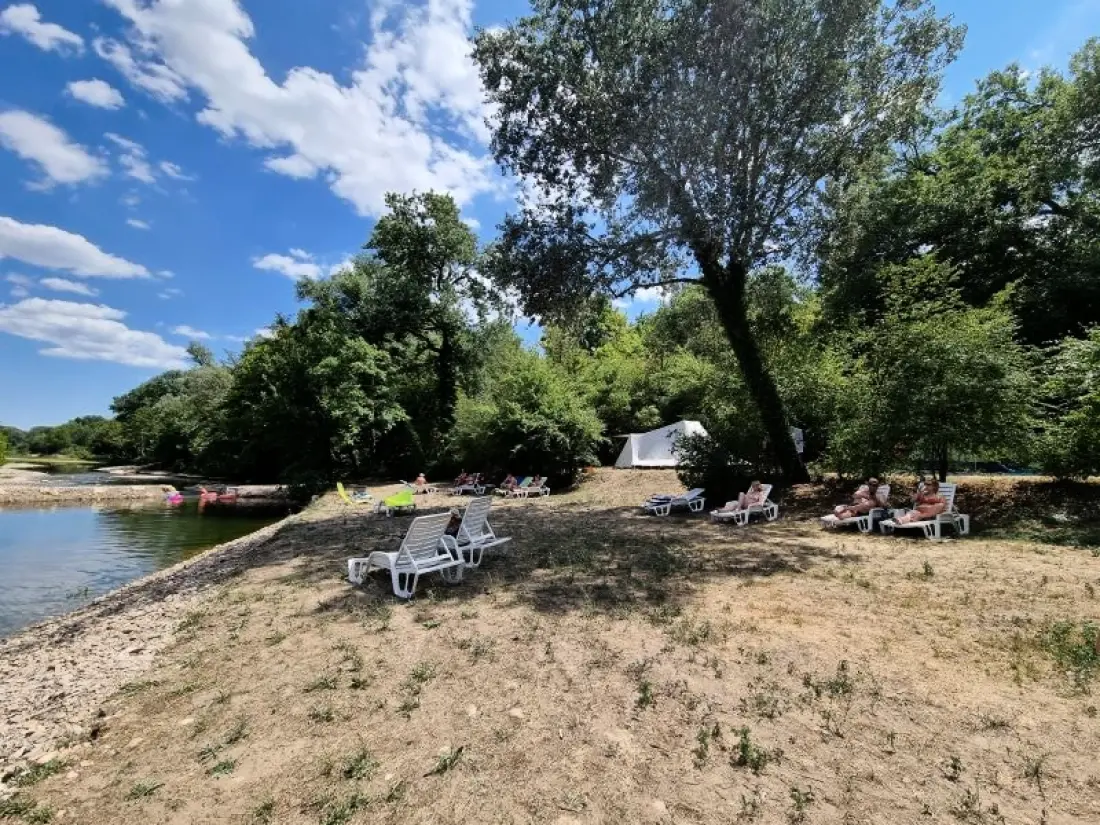 Camping Beau Rivage 4 étoiles★★★★