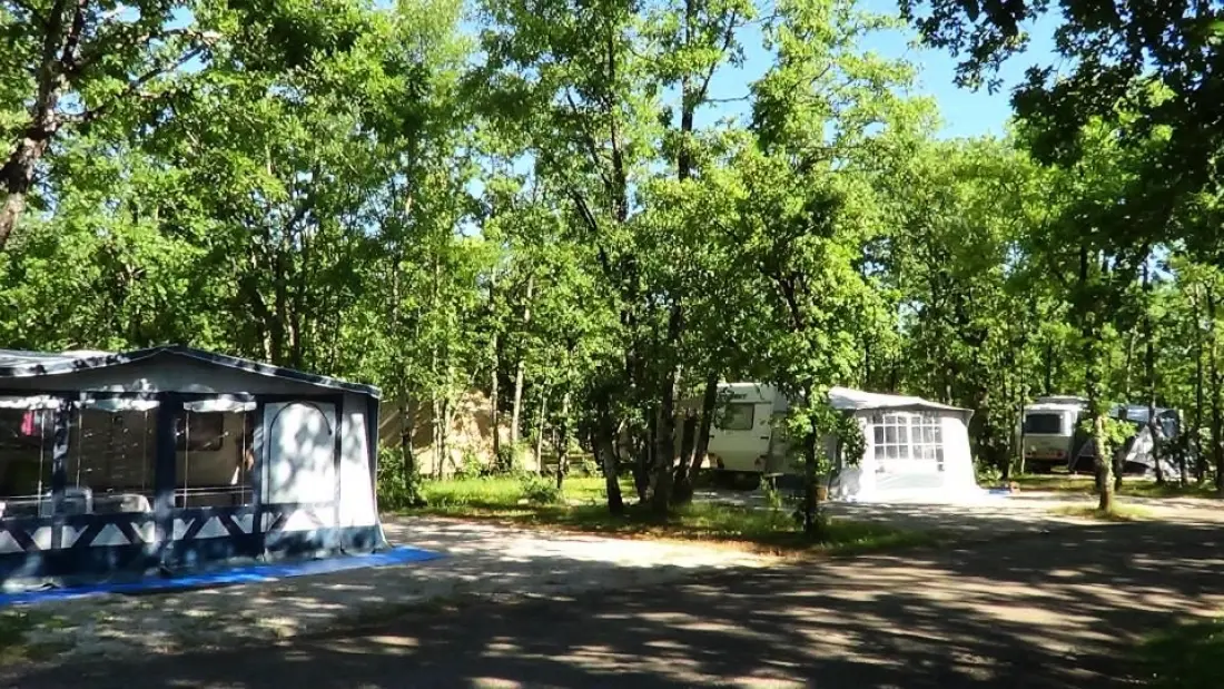 Camping LES 3 CANTONS 4 étoiles★★★★