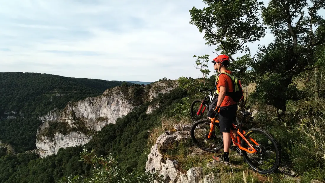 Camping LES 3 CANTONS 4 étoiles★★★★