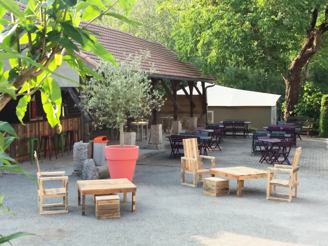 Flower Camping les Gorges de l'Aveyron 4 étoiles★★★★