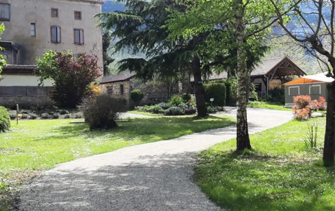 Flower Camping les Gorges de l'Aveyron 4 étoiles★★★★