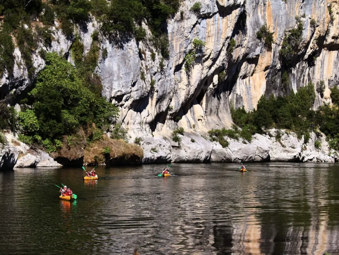 Flower Camping les Gorges de l'Aveyron 4 étoiles★★★★