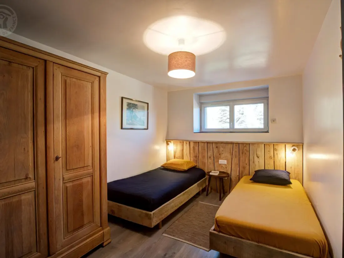 Maison de Vacances SAINT-APPOLINARD 2