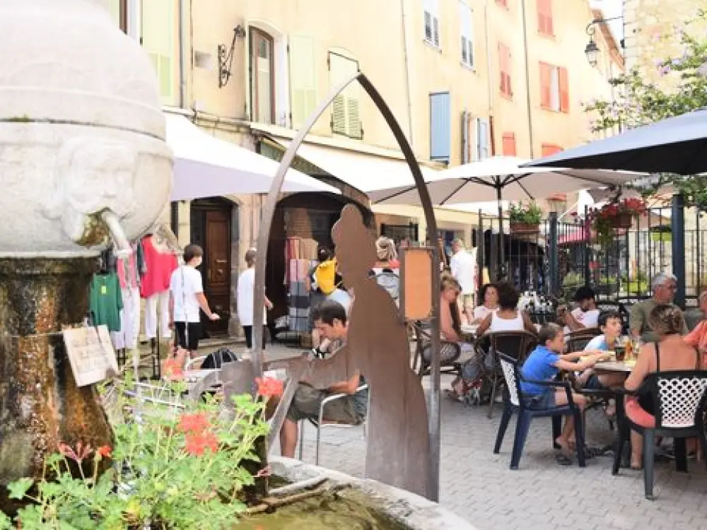 Camping Tikayan La Pinatelle 2 étoiles★★