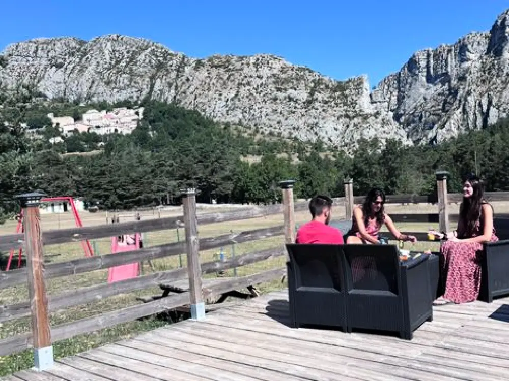 Camping Tikayan La Pinatelle 2 étoiles★★