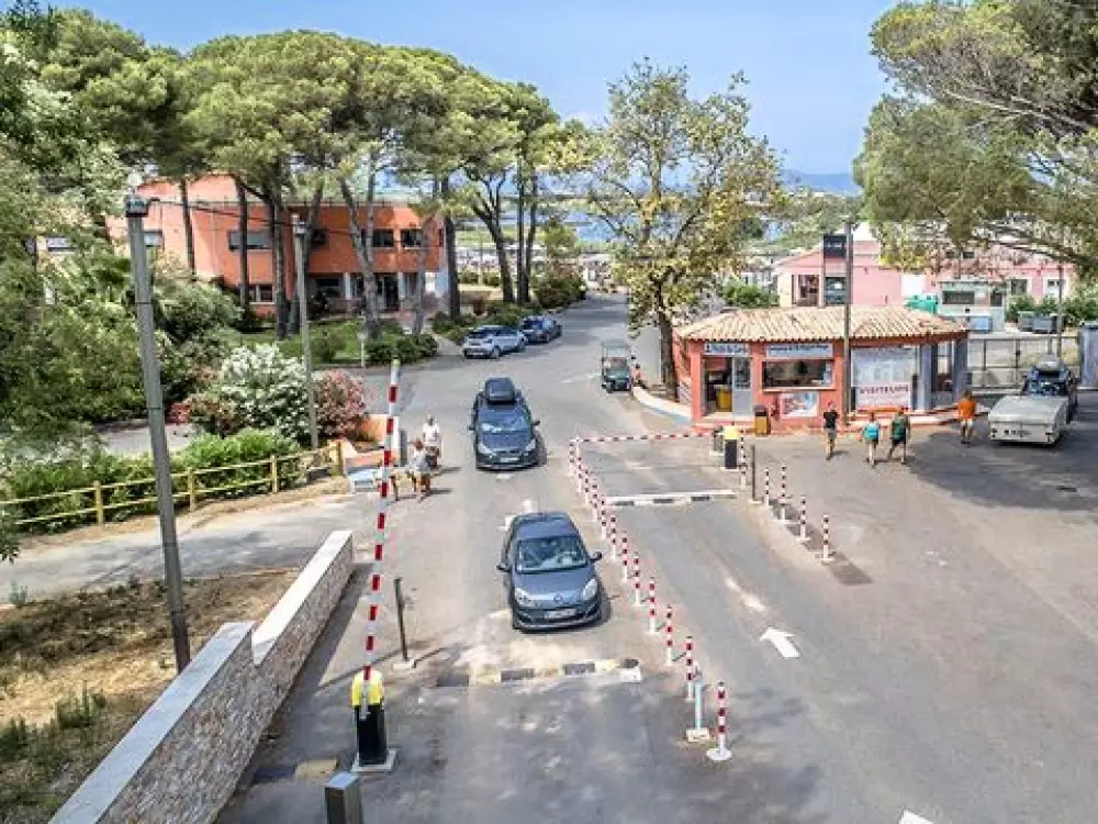 Camping De Saint Aygulf Plage 4 étoiles★★★★