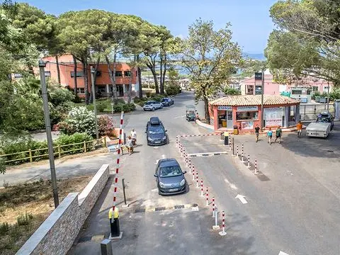 Camping De Saint Aygulf Plage 4 étoiles★★★★