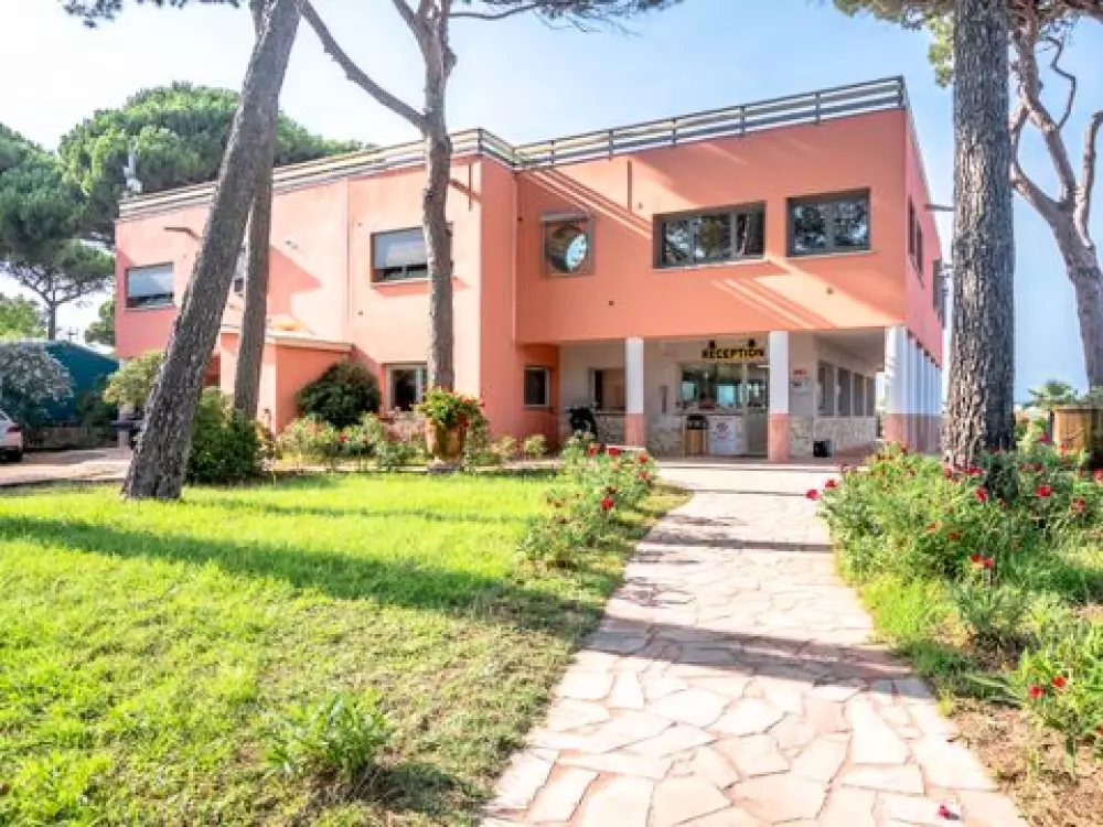 Camping De Saint Aygulf Plage 4 étoiles★★★★