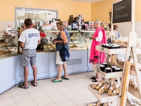 Camping De Saint Aygulf Plage 4 étoiles★★★★