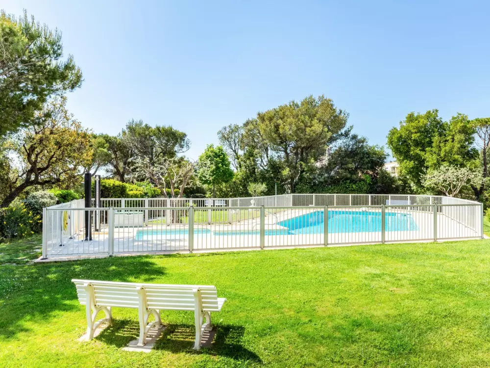 Résidence Les Caroubiers