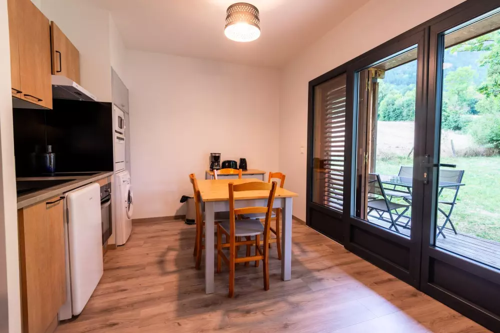 Gîte Chalet 4 pers. - camping les berges du bramont 2 étoiles