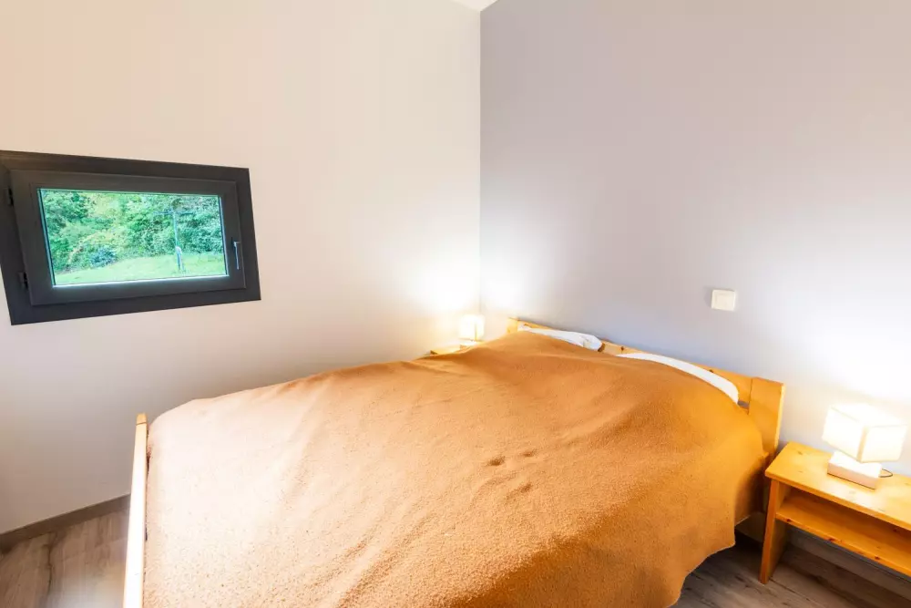 Gîte Chalet 4 pers. - camping les berges du bramont 2 étoiles