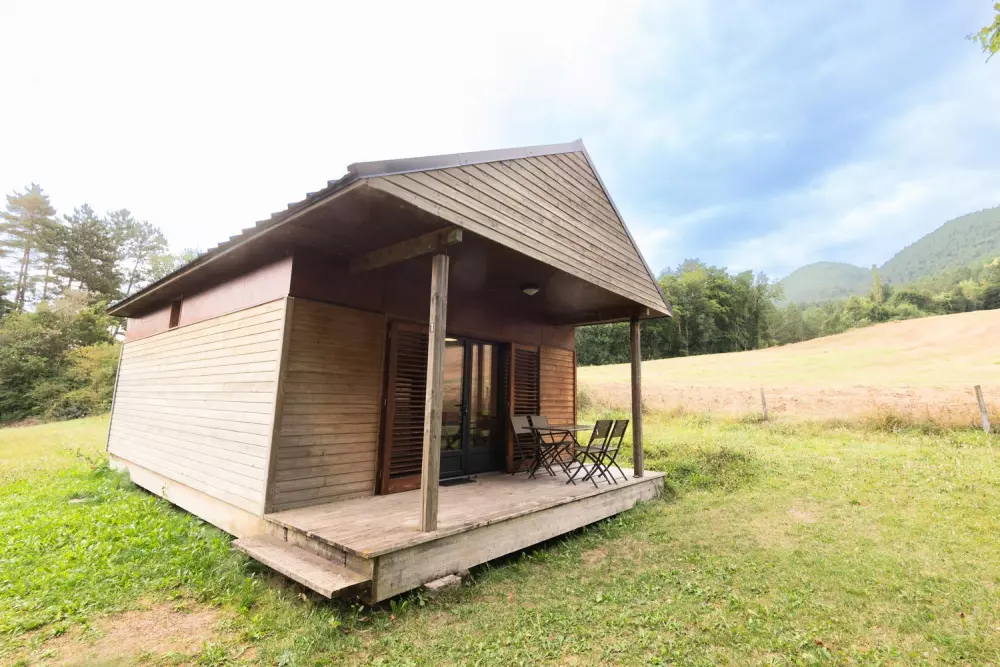 Gîte Chalet 4 pers. - camping les berges du bramont 2 étoiles