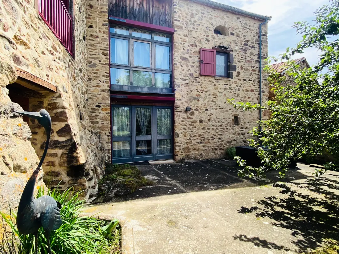 Maison de Vacances Saint-Beauzire 3