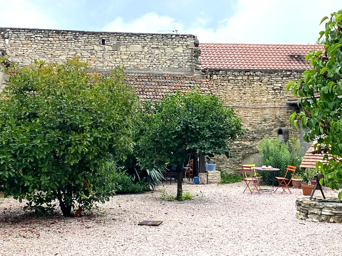 Maison de Vacances Saint-Bonnet-de-Rochefort 4