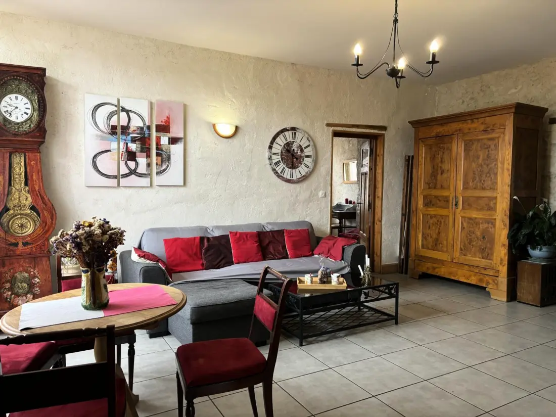 Maison de Vacances Saint-Bonnet-de-Rochefort