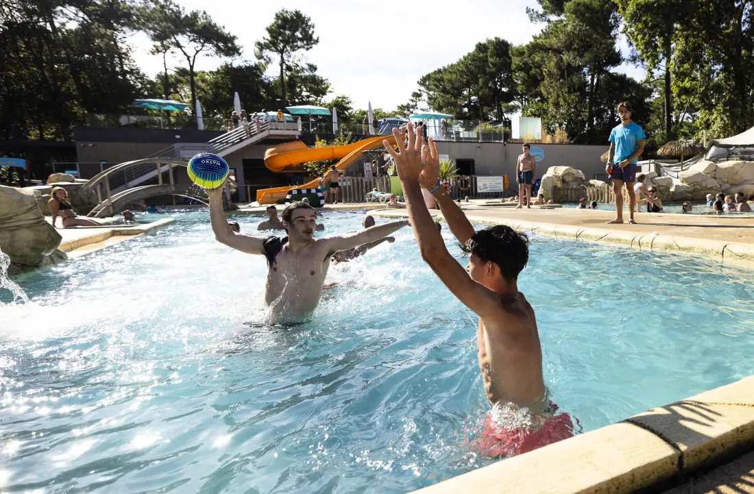 Camping Paradis Les Rochelets 4 étoiles★★★★