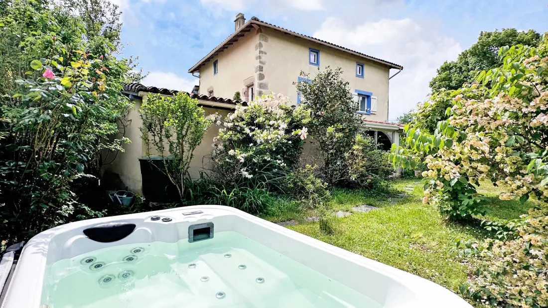 Gîte de France La maison des couleurs 3 épis