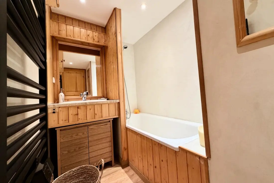Appartement Avec Balcon à Saint-chaffrey