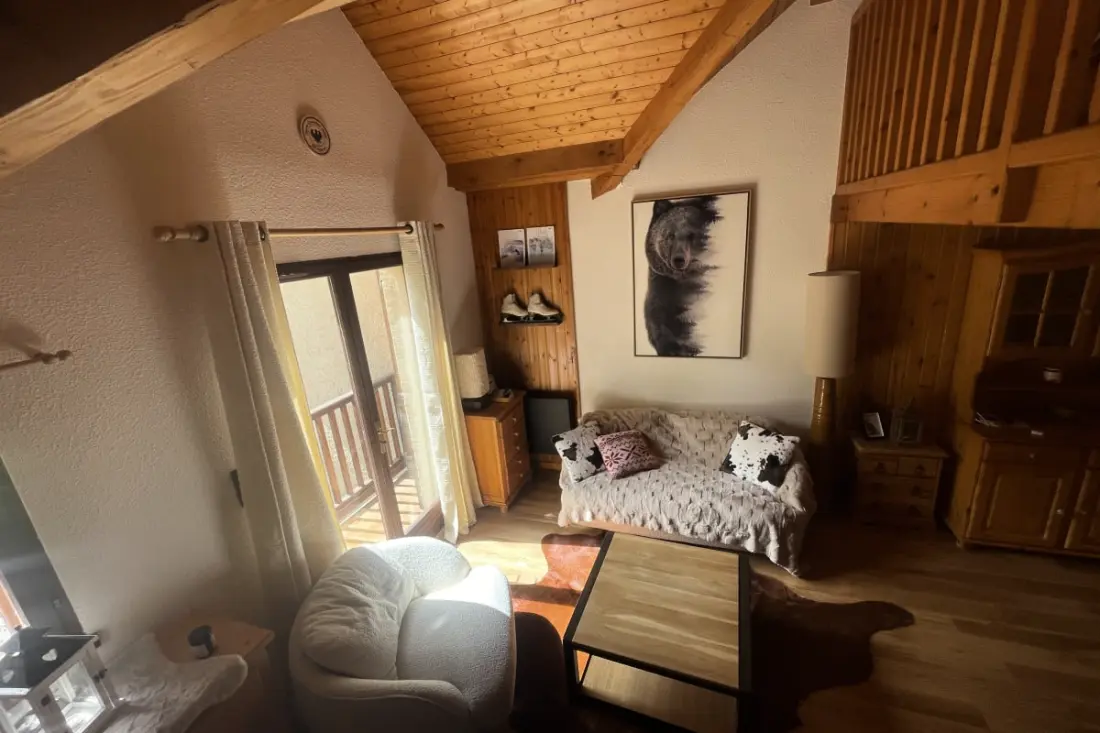 Appartement Avec Balcon à Saint-chaffrey
