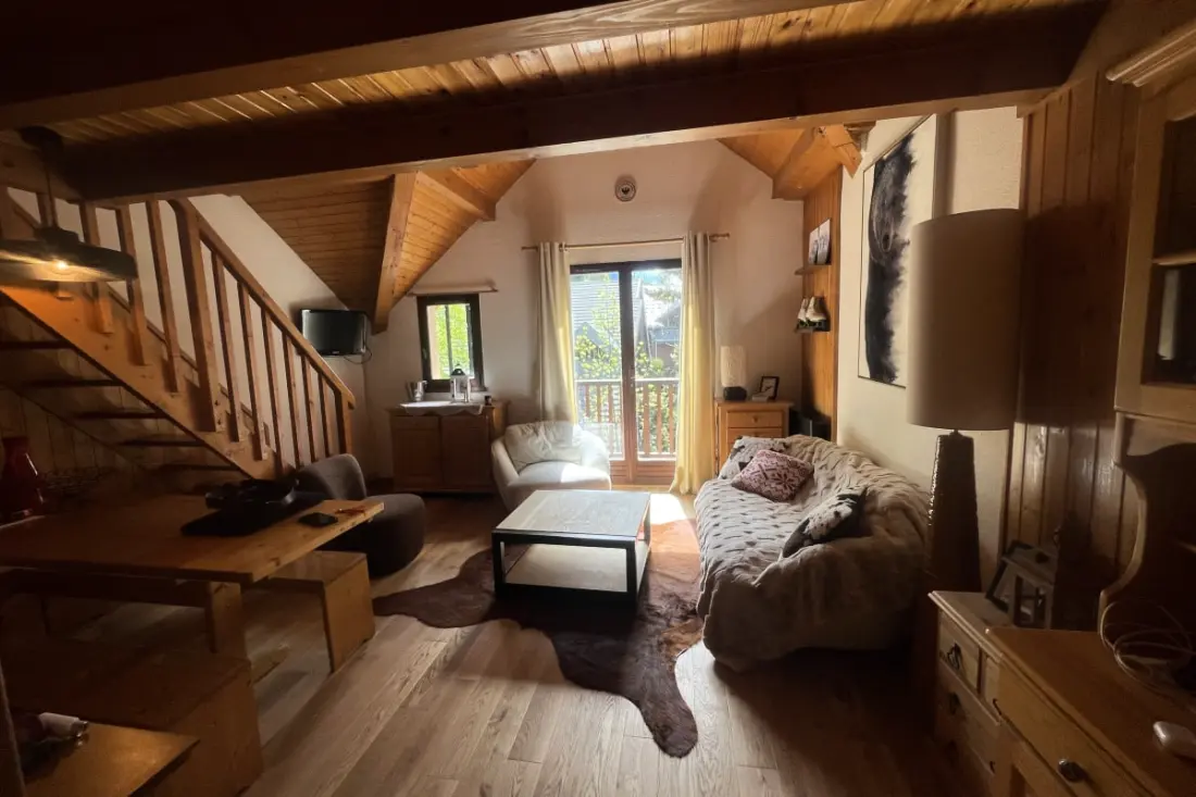 Appartement Avec Balcon à Saint-chaffrey