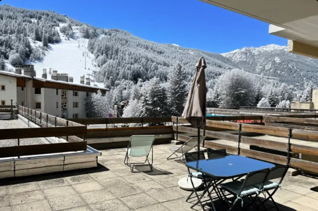 Appt Montagnard Avec Terrasse